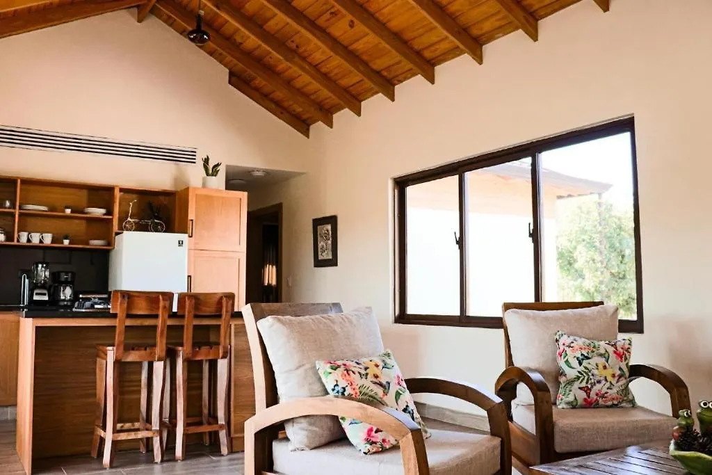 Jarabacoa Villas With Private Pool And Parking